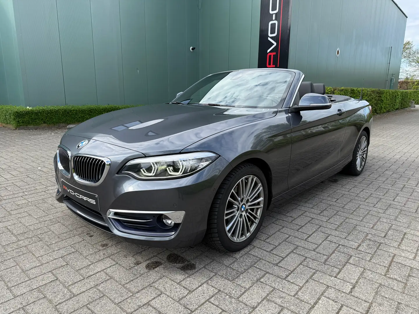 BMW 218 d Cabrio Aut. / 1° Eig / Full / Nieuwstaat!!! Grijs - 1