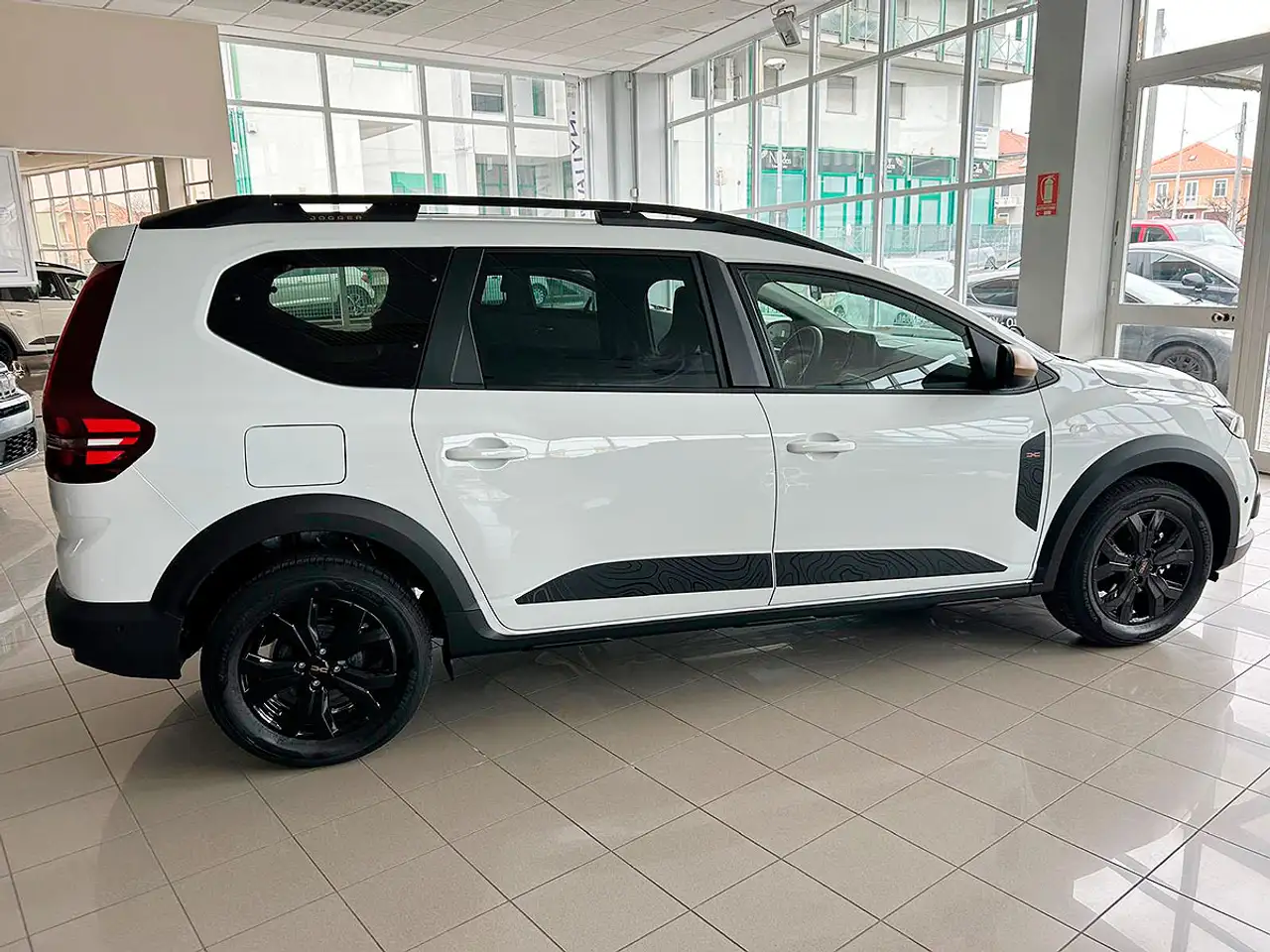 Dacia Jogger 1.0 tce Extreme UP Gpl 100cv 7posti 29