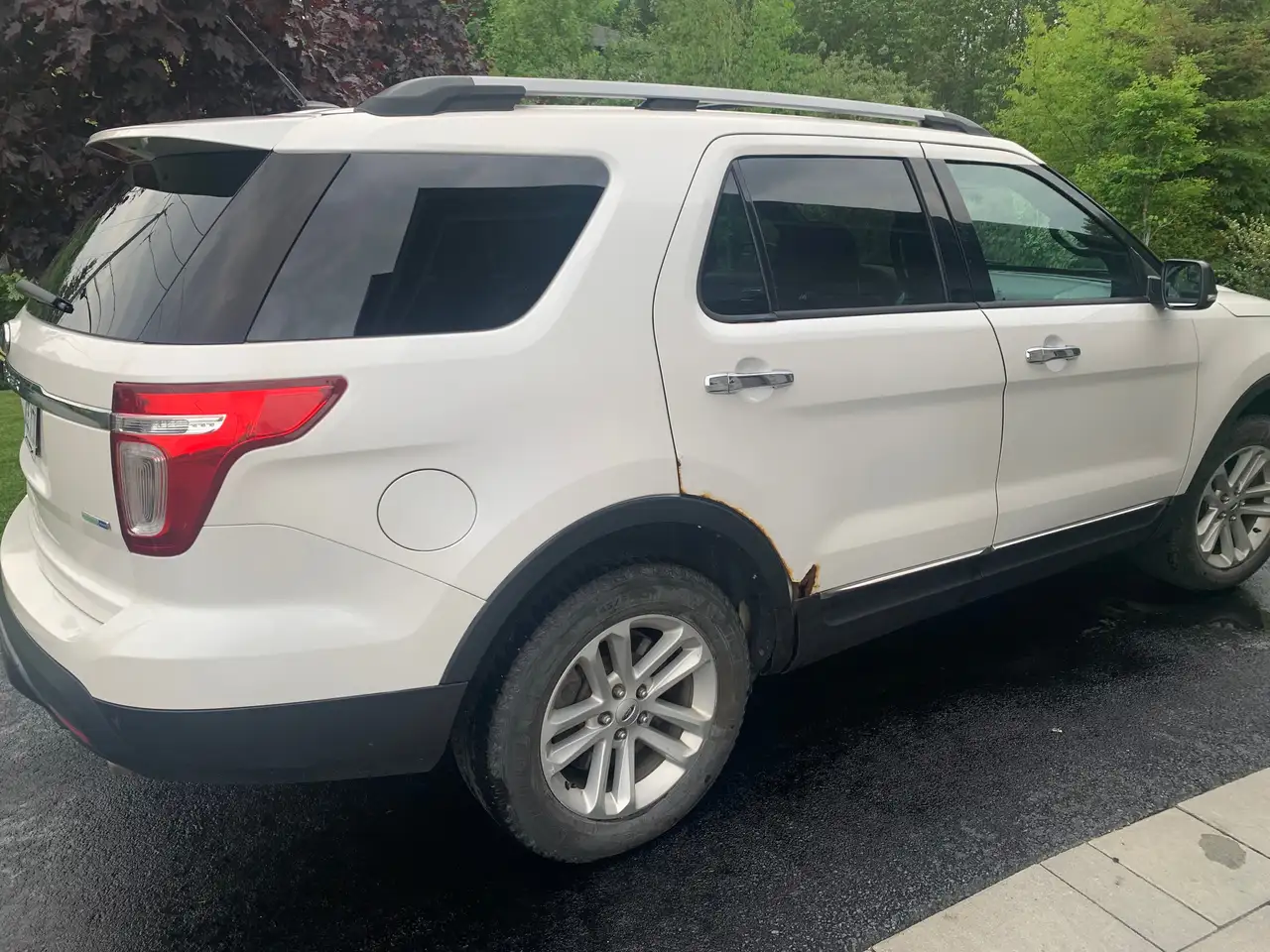 Ford Explorer снимка Ford Explorer