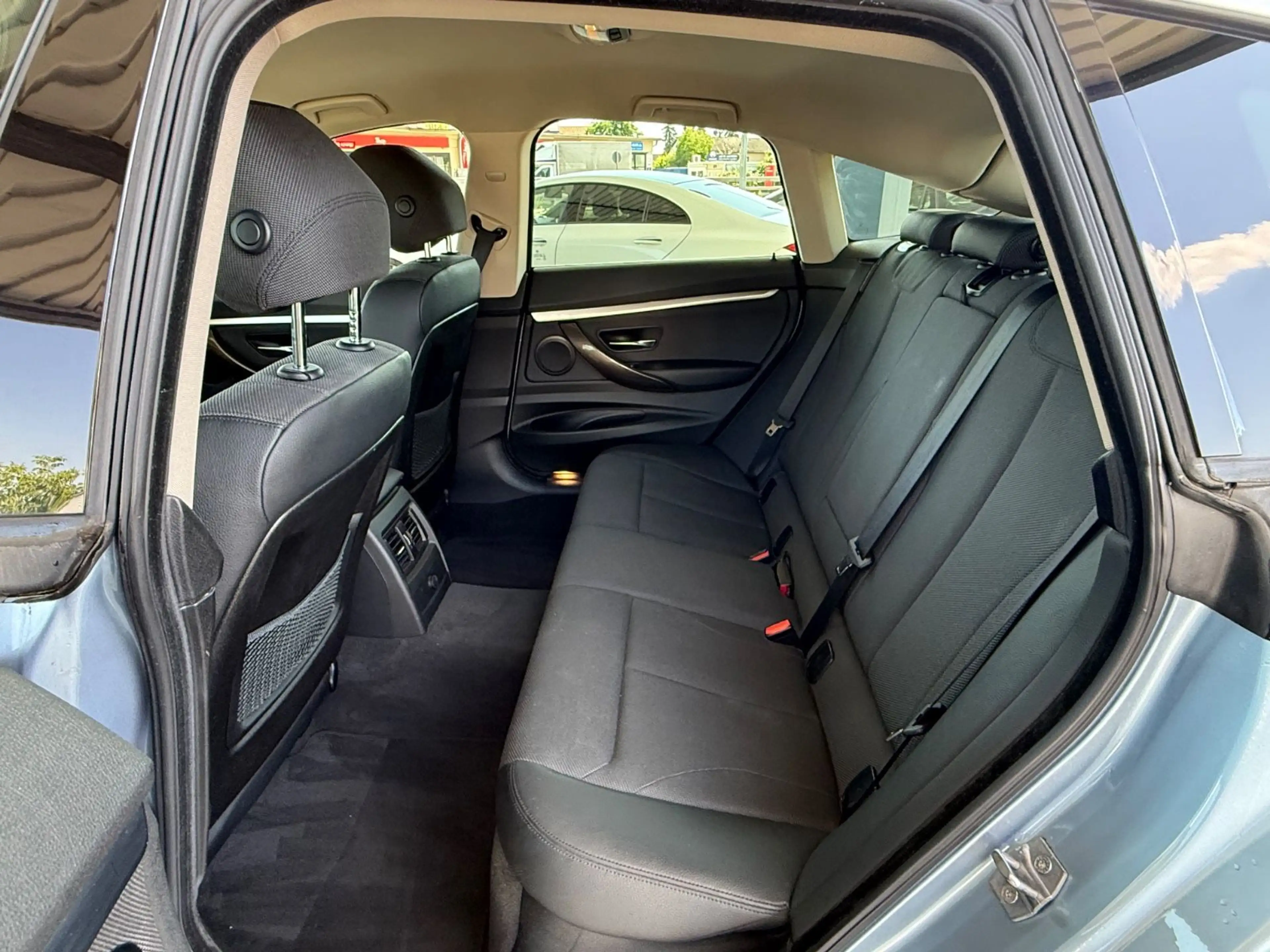 BMW 328 i GT Modern Automatik Kamera Navi — photo 10