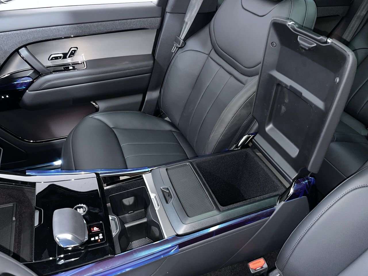 2025 Land Rover Range Rover Sport Dynamic SE Adaptive Dynamics | Meridian 3D Sound / thumb 29