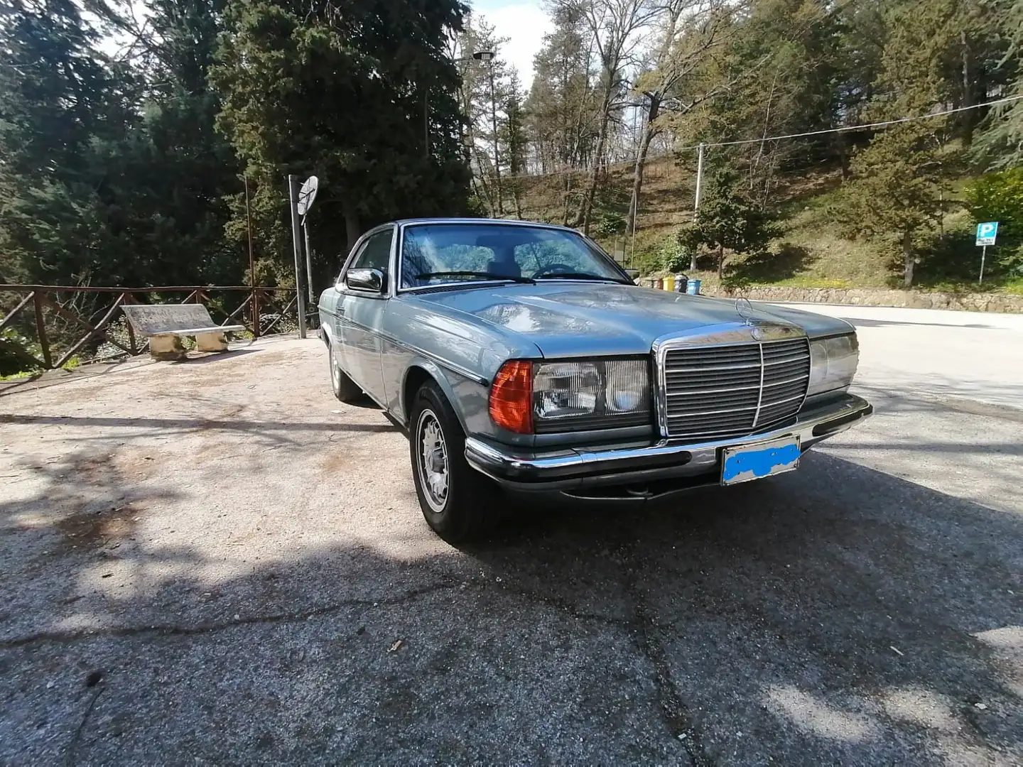 Mercedes-Benz CE 280 Bleu - 1