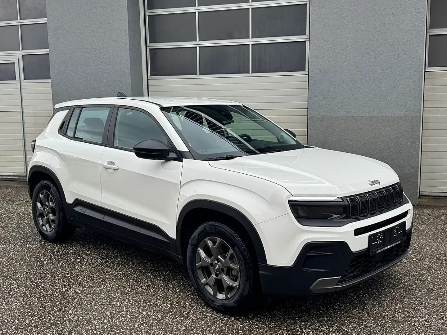 Jeep Avenger BEV 54kWh Longitude Weiß - 2