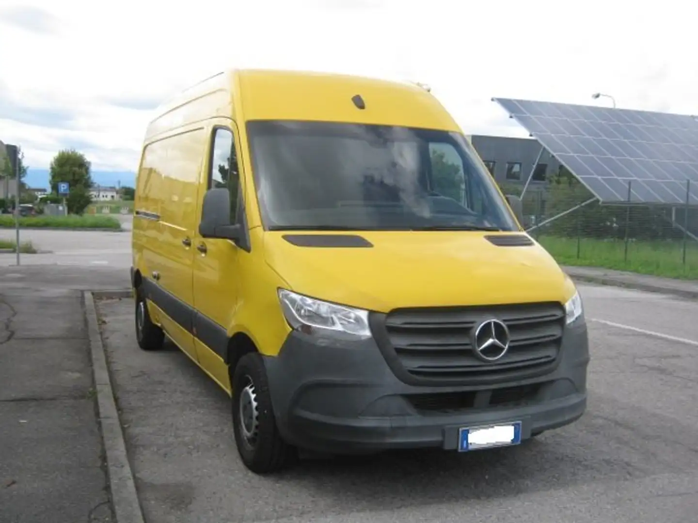 Mercedes-Benz Sprinter 311 CDI F39/33 Passo Medio tetto Alto Giallo - 2