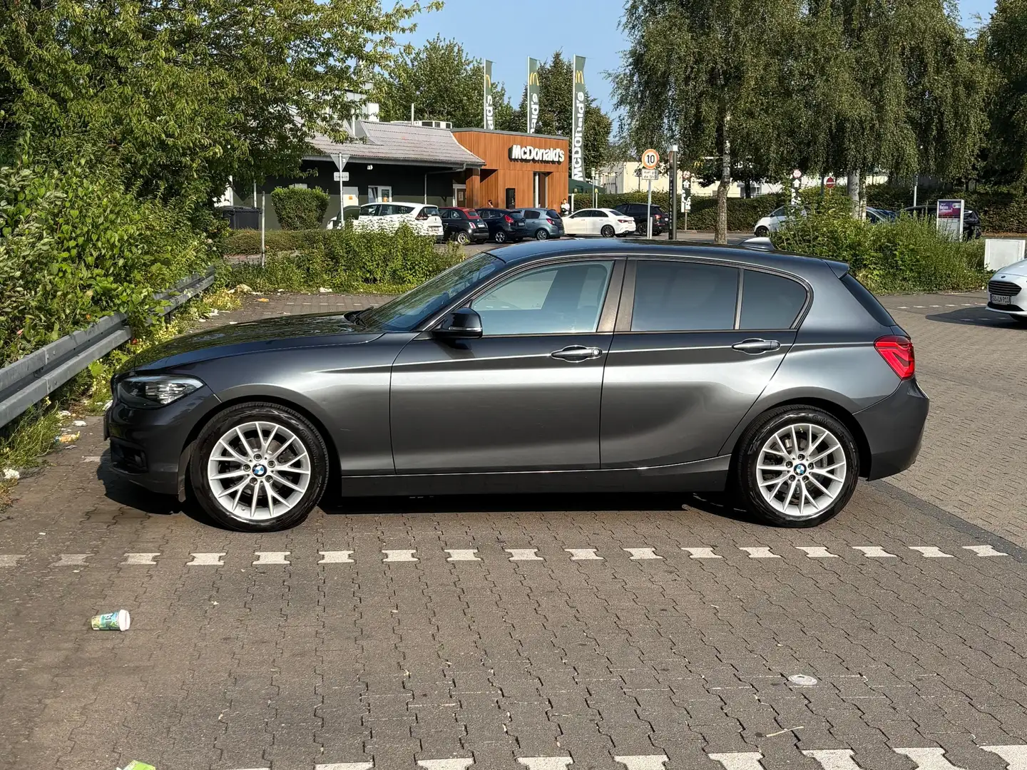 BMW 118 118iAdvantage Šedá - 2
