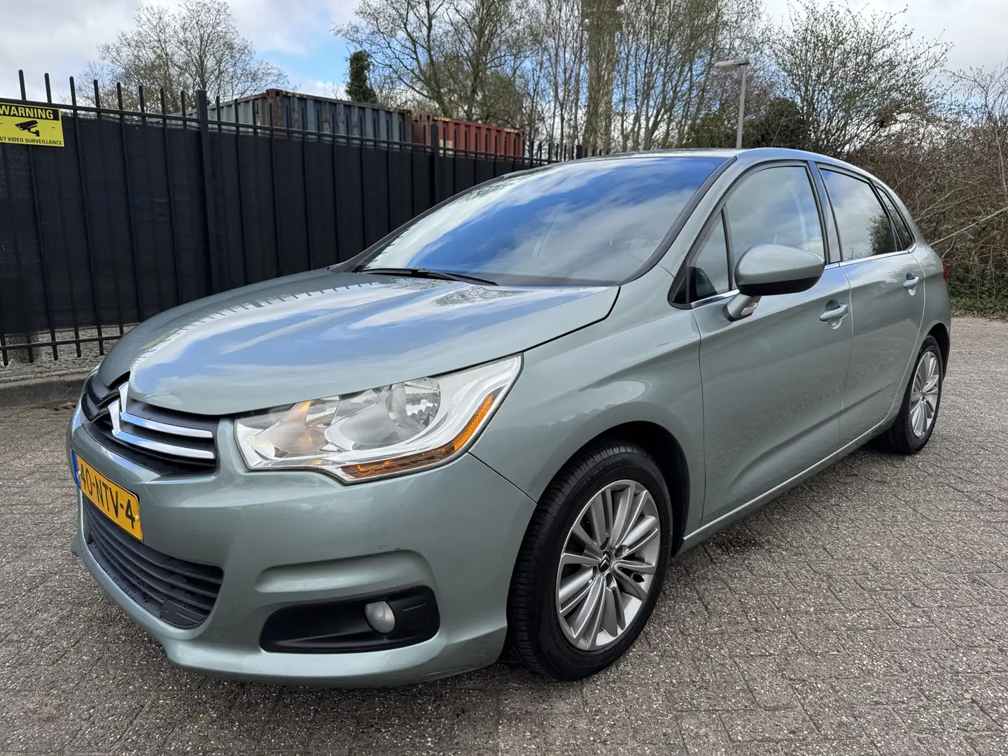 Citroen C4 1.6 VTi 120 PK Tendance Clima/Cruise/LMV Zöld - 1
