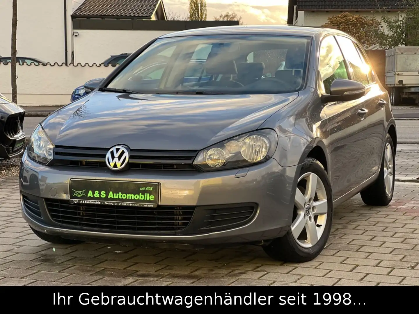 Volkswagen Golf VI 1.4 Lim. Trendline *TÜV+KD NEU/8-FACH* Grau - 1