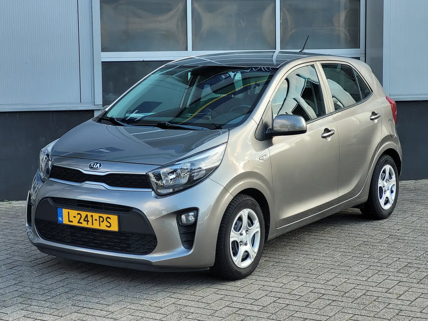 Kia Picanto Picanto 1.0 CVVT ComfortLine Brons - 1