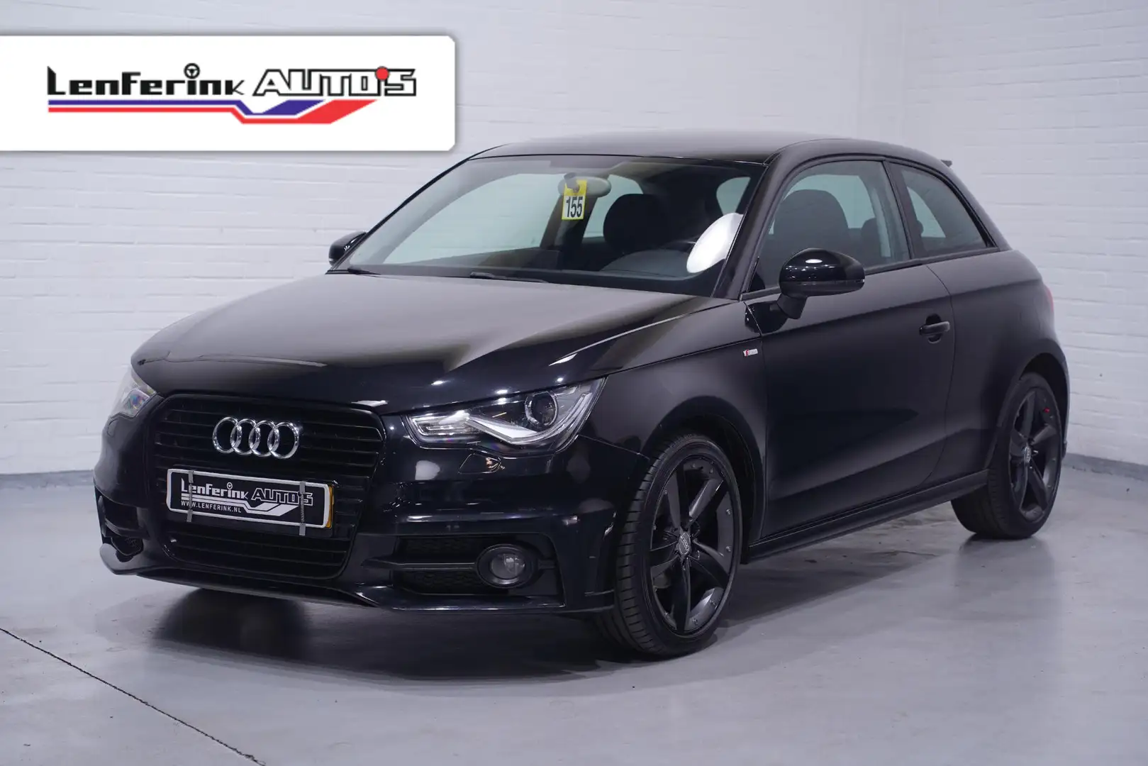 Audi A1 1.2 TFSI Attraction Admired S-line Exterieur Bi-Xe Schwarz - 1