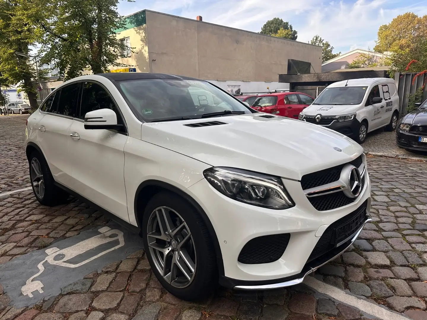 Mercedes-Benz GLE 350 GLE -Klasse Coupe GLE 350 d 4Matic Weiß - 1