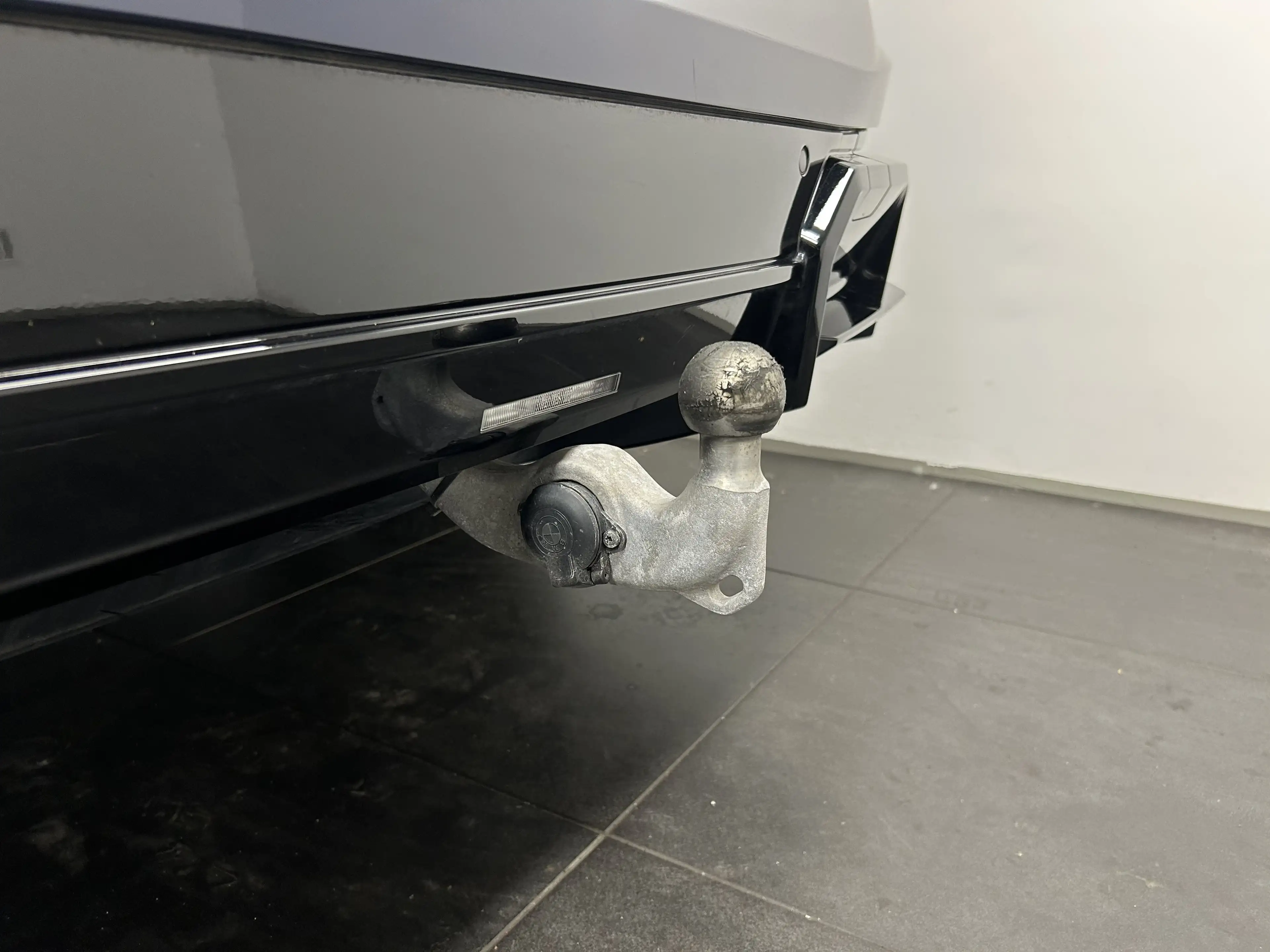 BMW iX M70 xDrive — photo 12