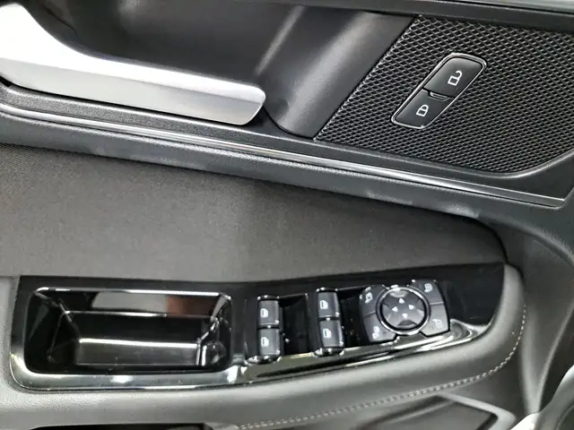 Ford Galaxy view 12