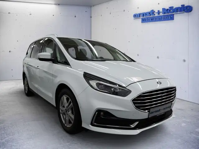 Ford Galaxy view 2