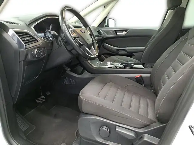 Ford Galaxy view 10