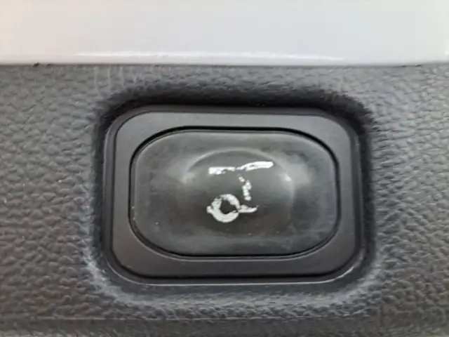 Ford Galaxy view 7