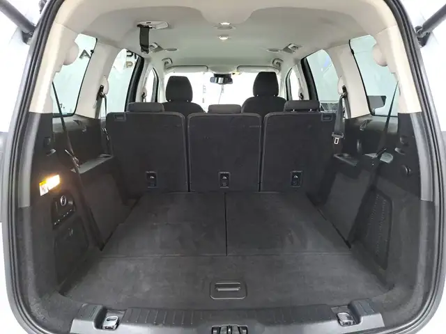 Ford Galaxy view 8