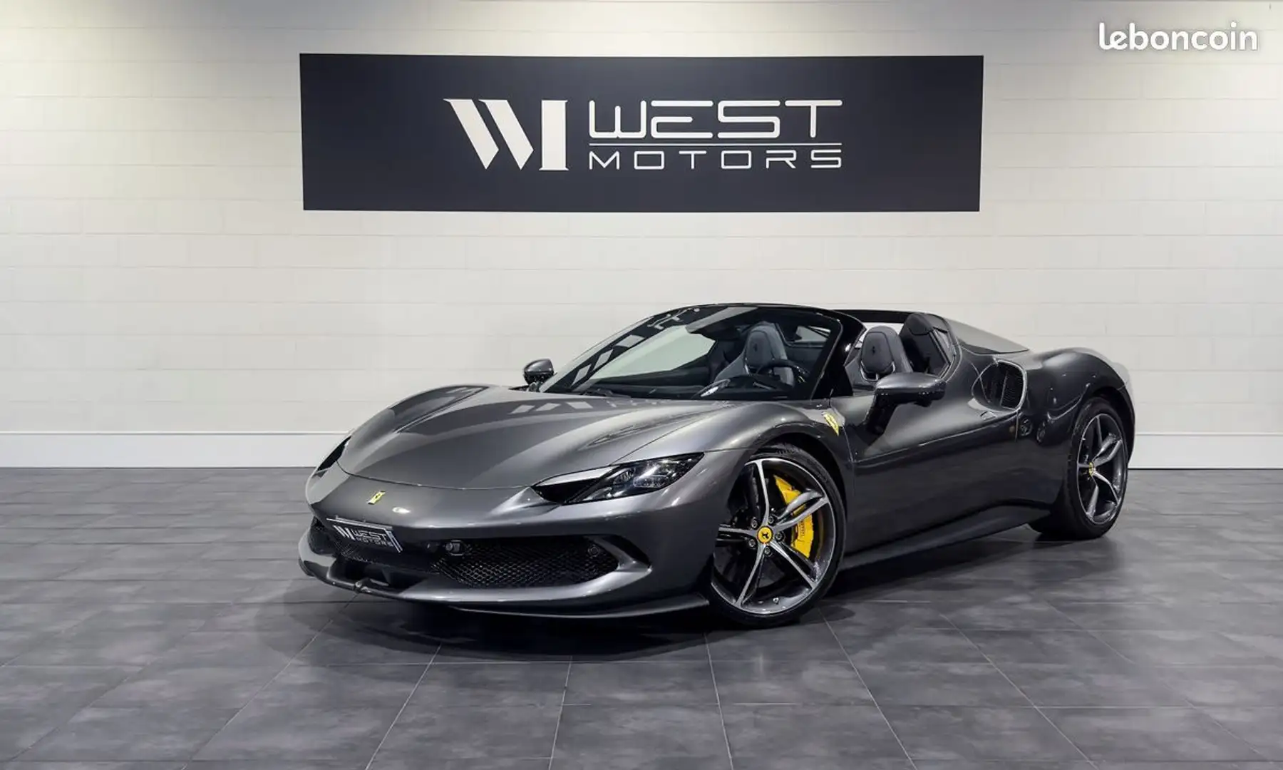 Ferrari 296 GTS V6 3.0 830 – 1°Main Française Carbone Lift Cam. 360 AFS Alcantara 2922EMOIS Gris - 1