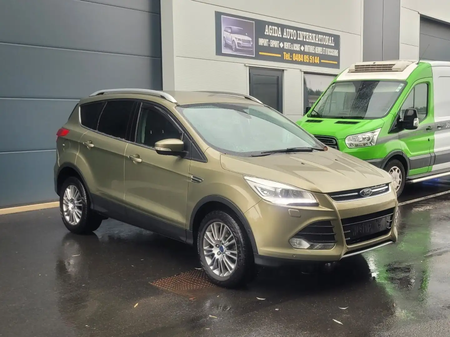 Ford Kuga 2.0 TDCi 4WD Trend PS 4x4 Groen - 1