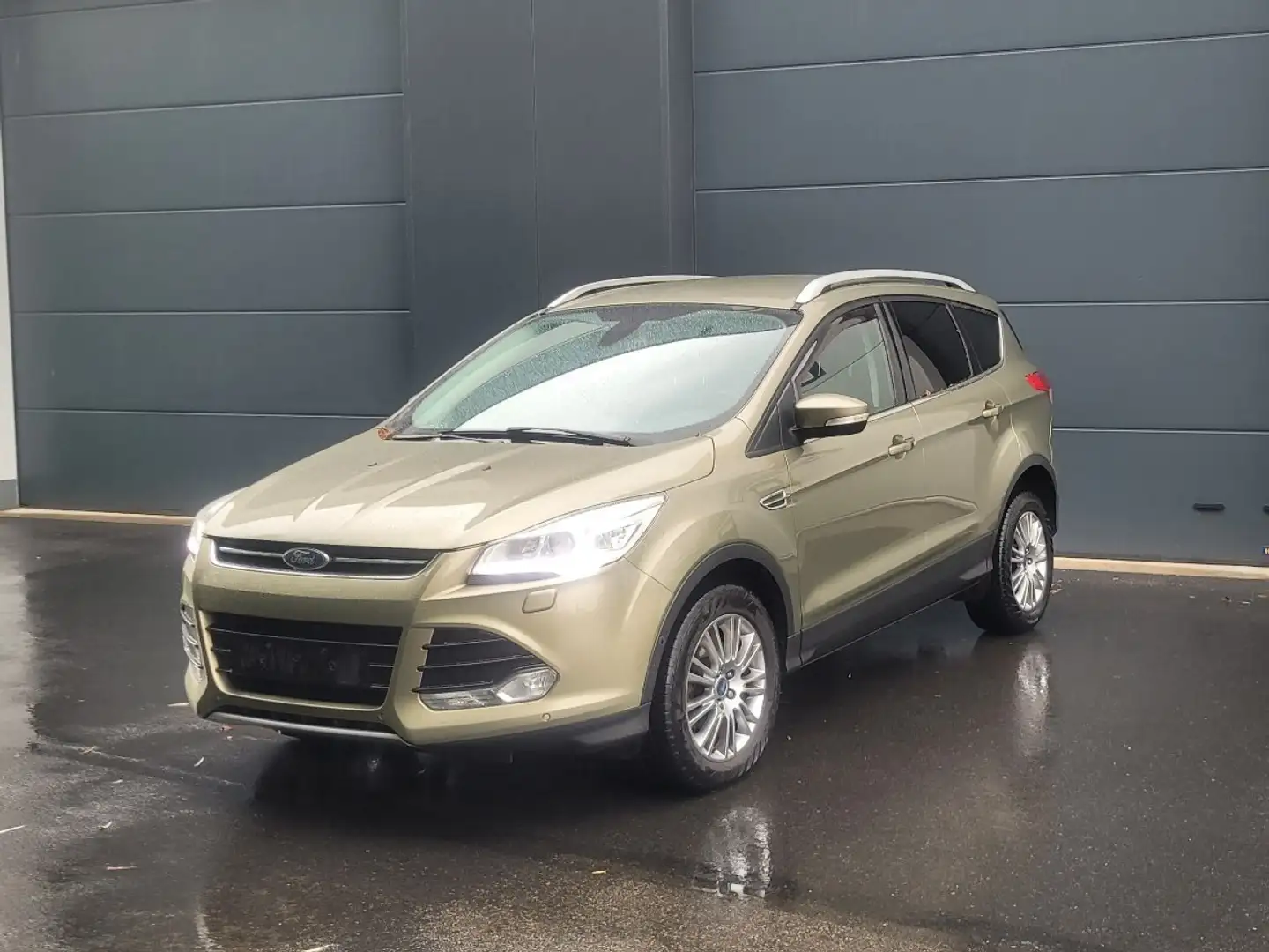 Ford Kuga 2.0 TDCi 4WD Trend PS 4x4 Groen - 2