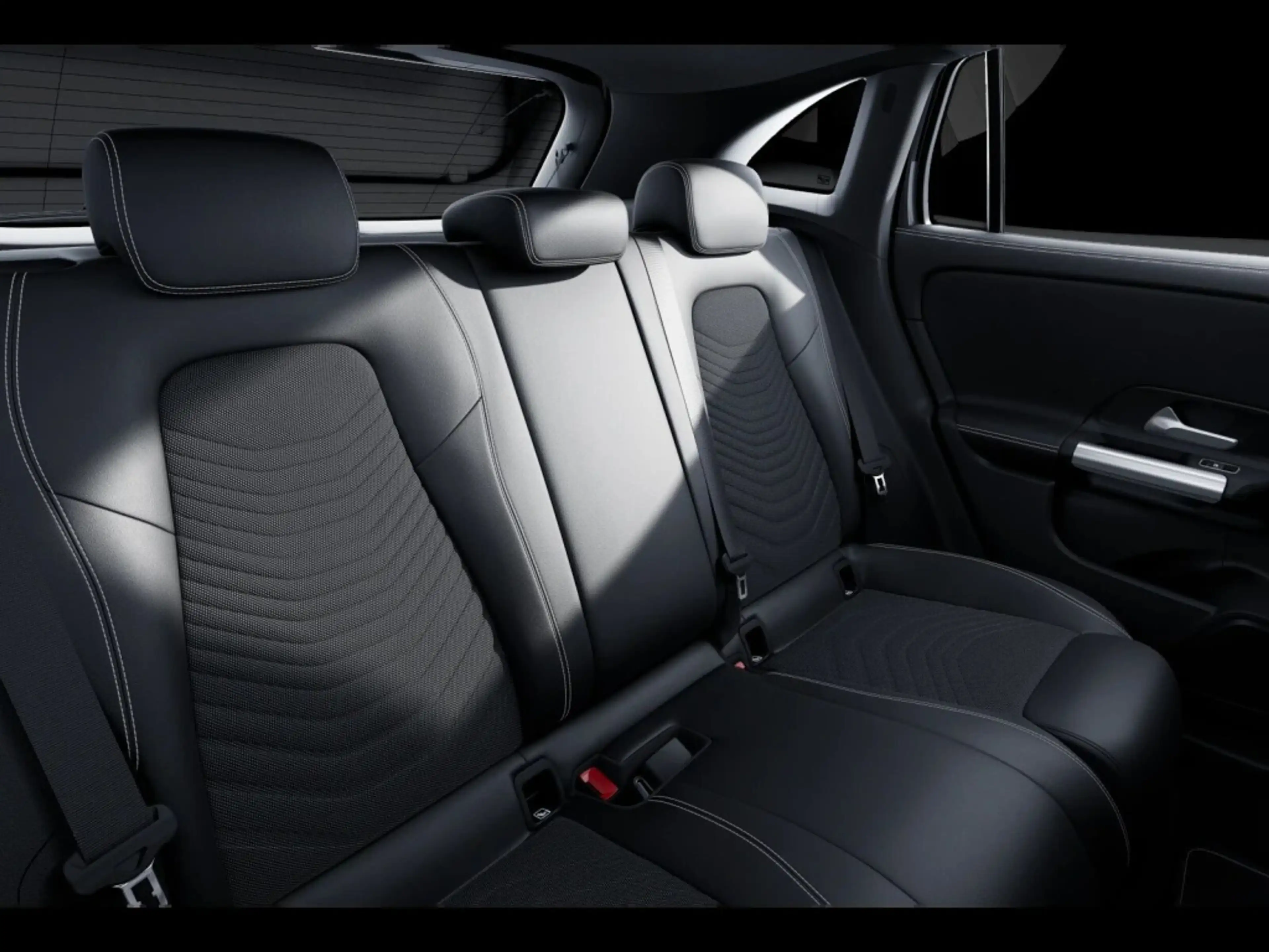 Mercedes-Benz GLA 200 d PROGRESSIVE AHK ADV. LED MBUX — photo 12