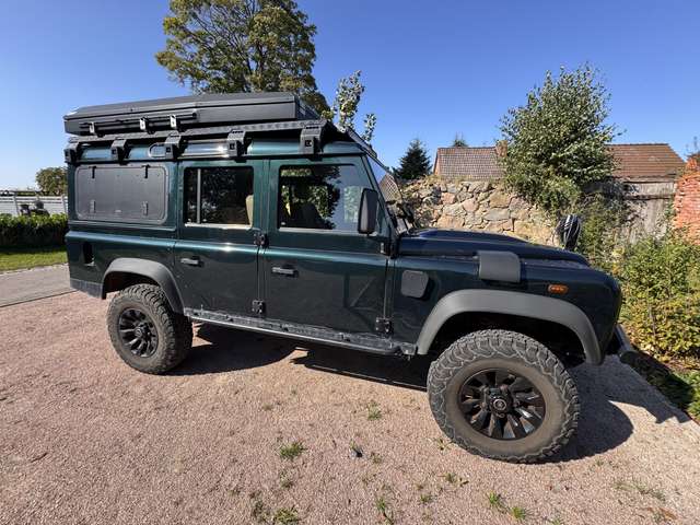 Land Rover Defender 110 Station Wagon