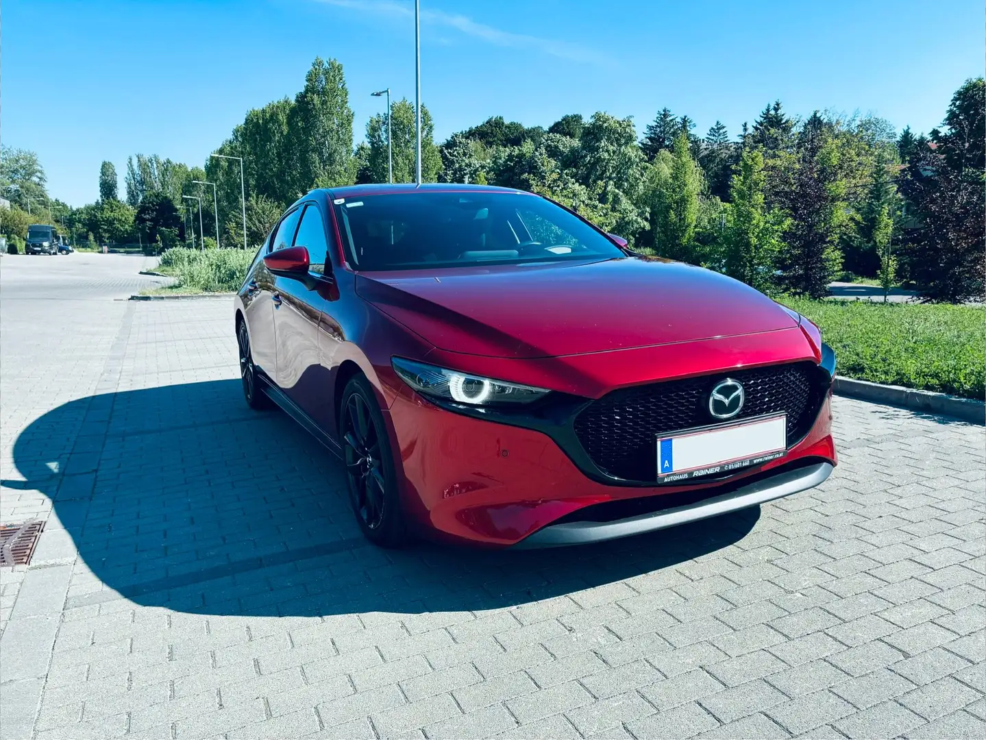 Mazda 3 Mazda 3 Hatchback SKYACTIV-X180/AT/GT+/SO Rot - 1