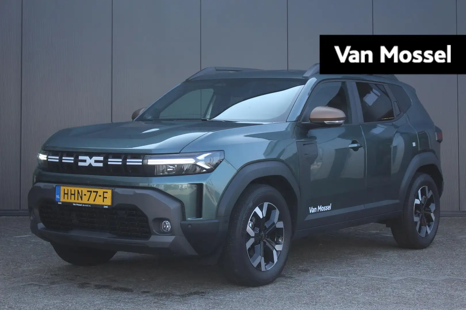 Dacia Duster 1.0 TCe 100Pk ECO-G Journey | Apple & Android Carp Groen - 1