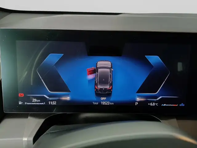 BMW X3 view 12
