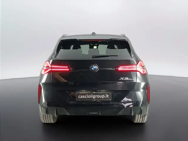 BMW X3 view 5