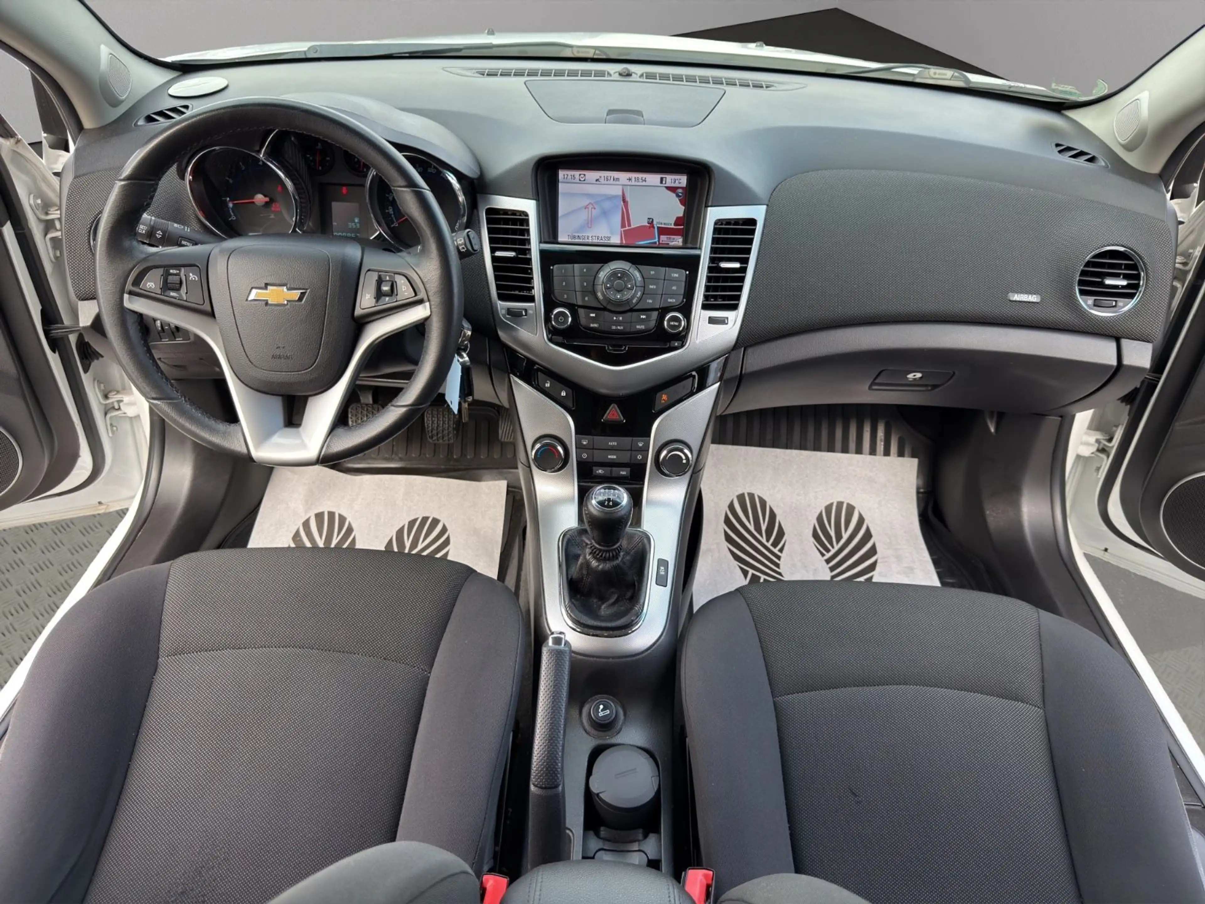 Chevrolet Cruze Hatchback LTZ*KLIMA*99TKM*NAVI*PDC*TEMP.* — photo 14