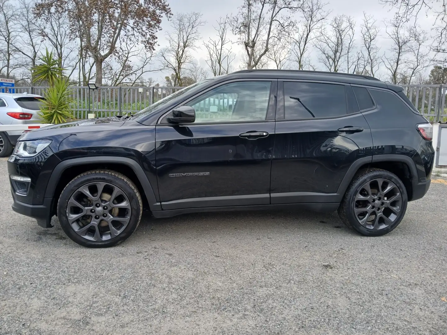 Jeep Compass 1.3 Turbo T4 150 CV aut. 2WD S Noir - 2