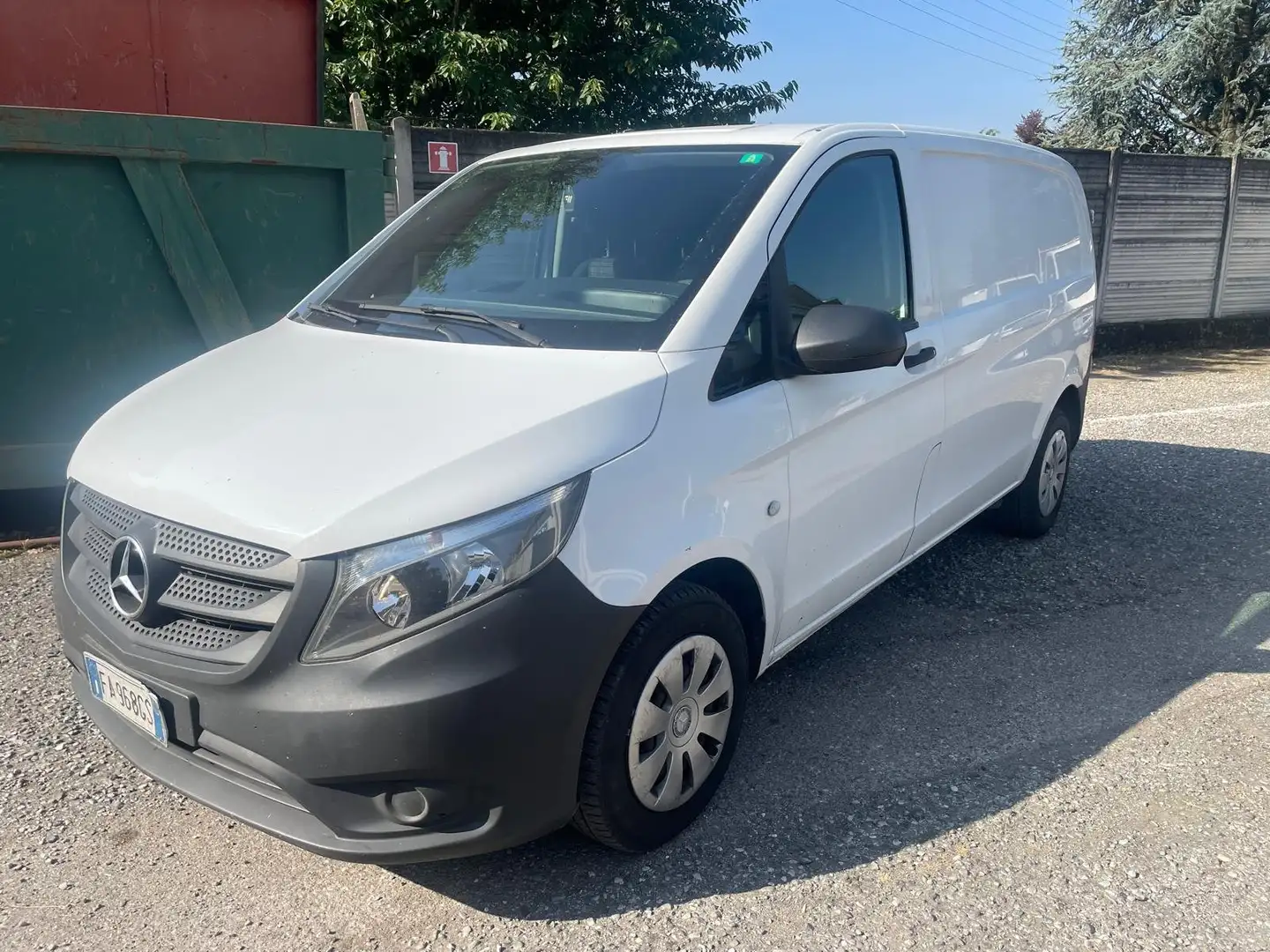Mercedes-Benz Vito 2.0 116 furgone Blanc - 1