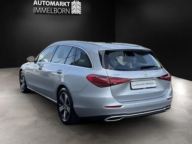 Mercedes-Benz C-Class view 5