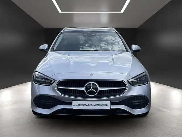 Mercedes-Benz C-Class view 9