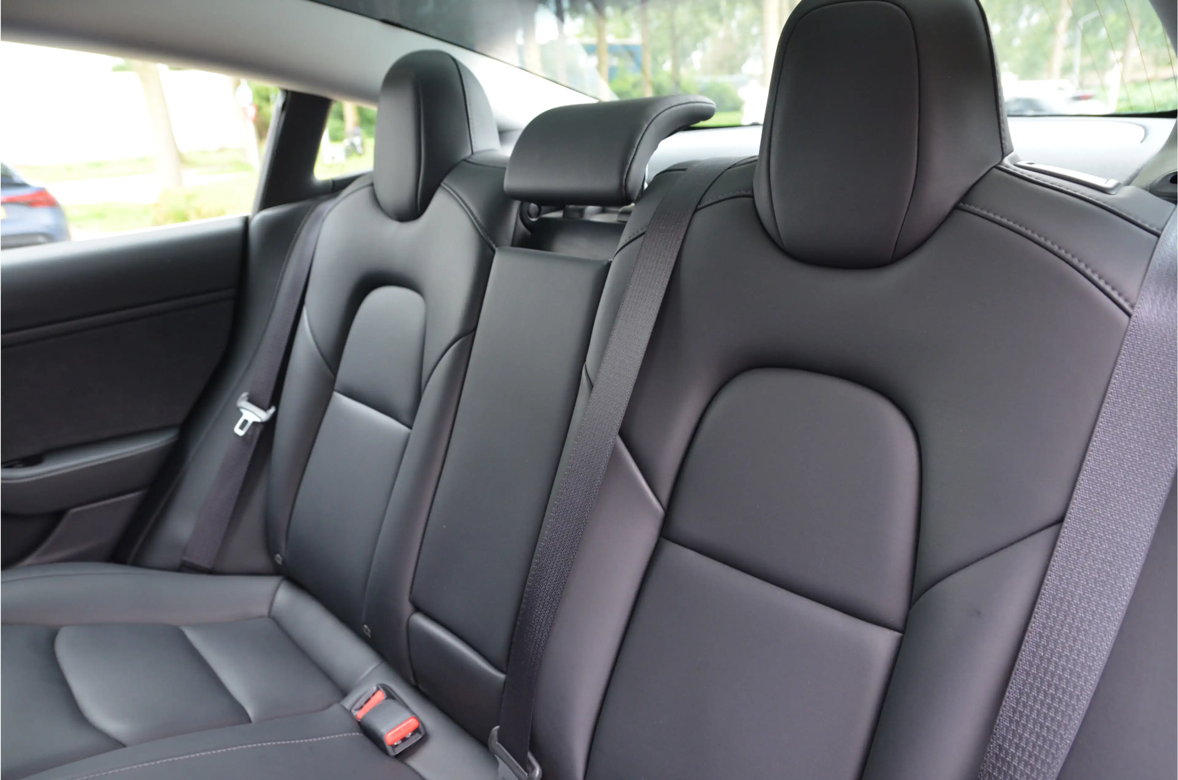 Tesla Model 3 Long Range AWD 75 kWh SOH 84,5%, Trekhaak (1.000kg — photo 13