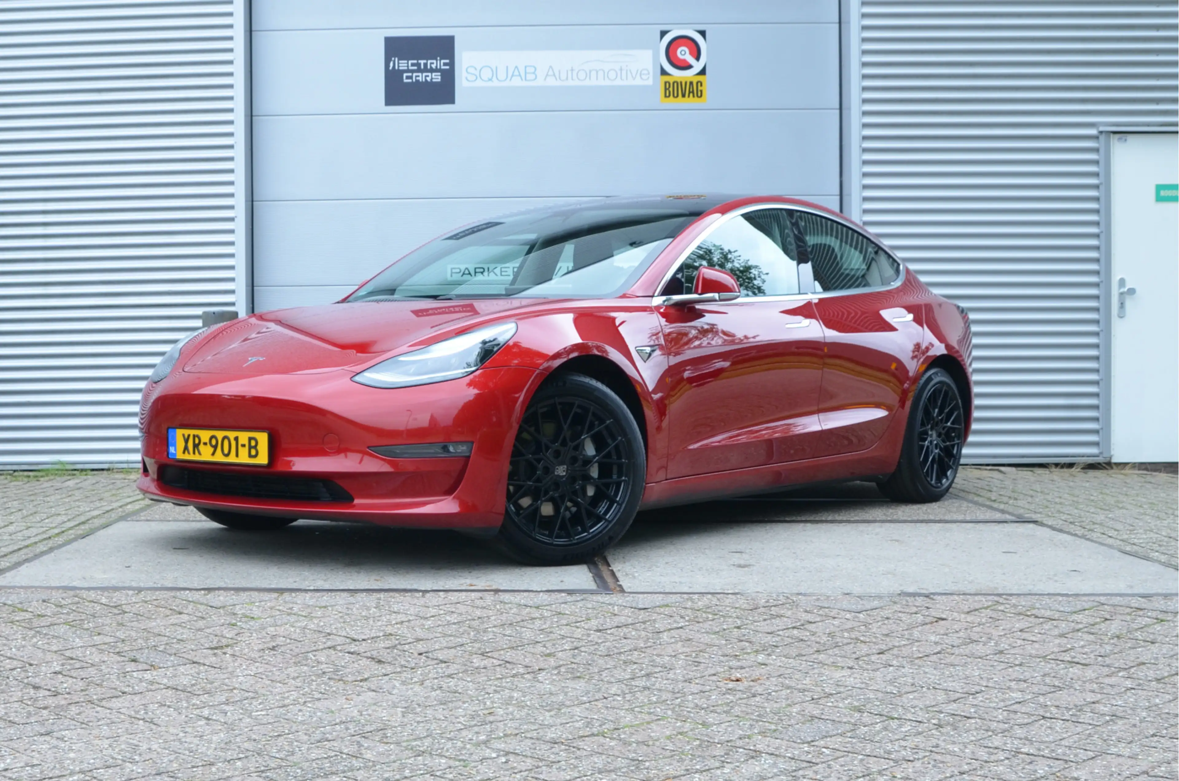 Tesla Model 3 Long Range AWD 75 kWh SOH 84,5%, Trekhaak (1.000kg