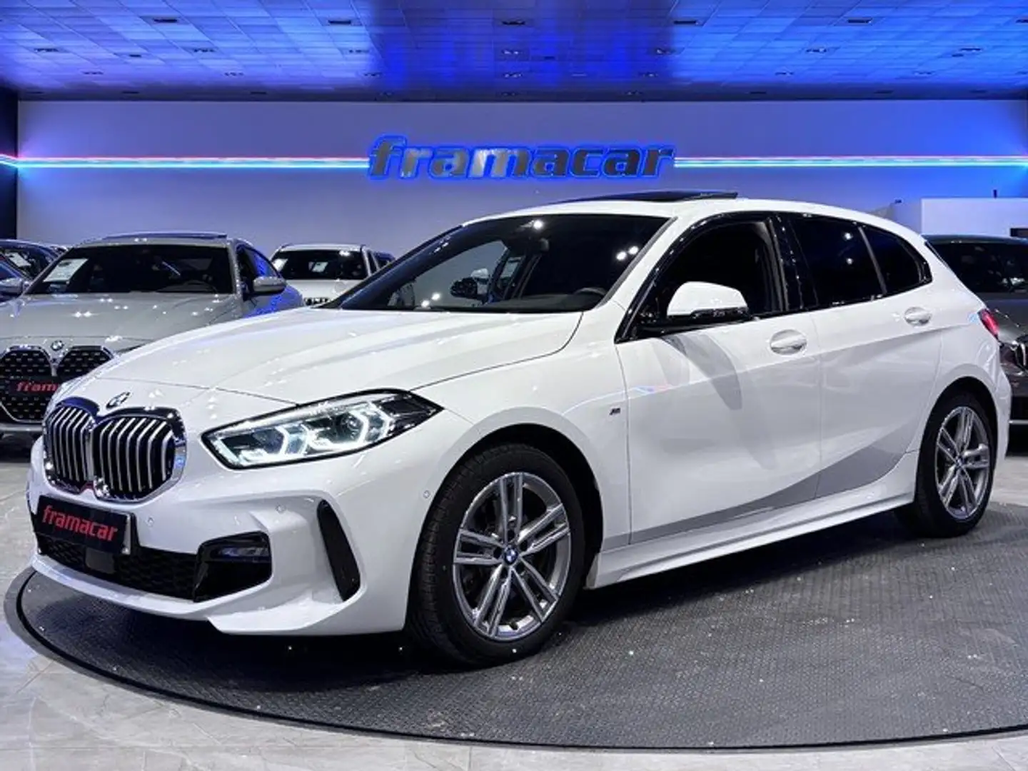 BMW 118 118dA Business Blanco - 1