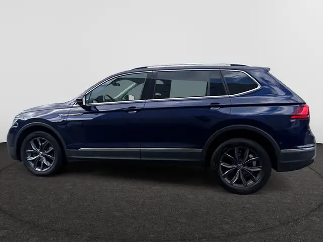 Volkswagen Tiguan Allspace view 8