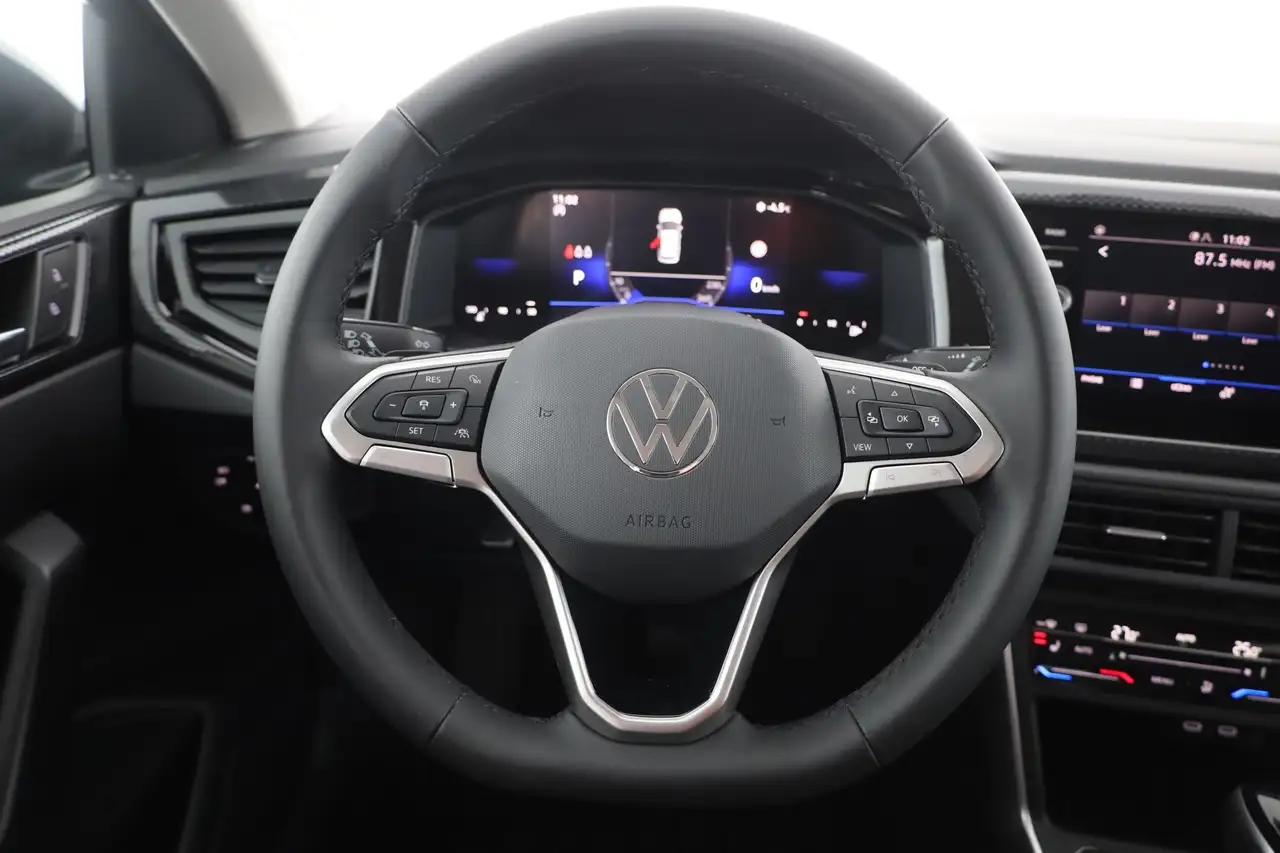 Volkswagen Taigo 1.5 TSI DSG Matrix ACC Kamera 14