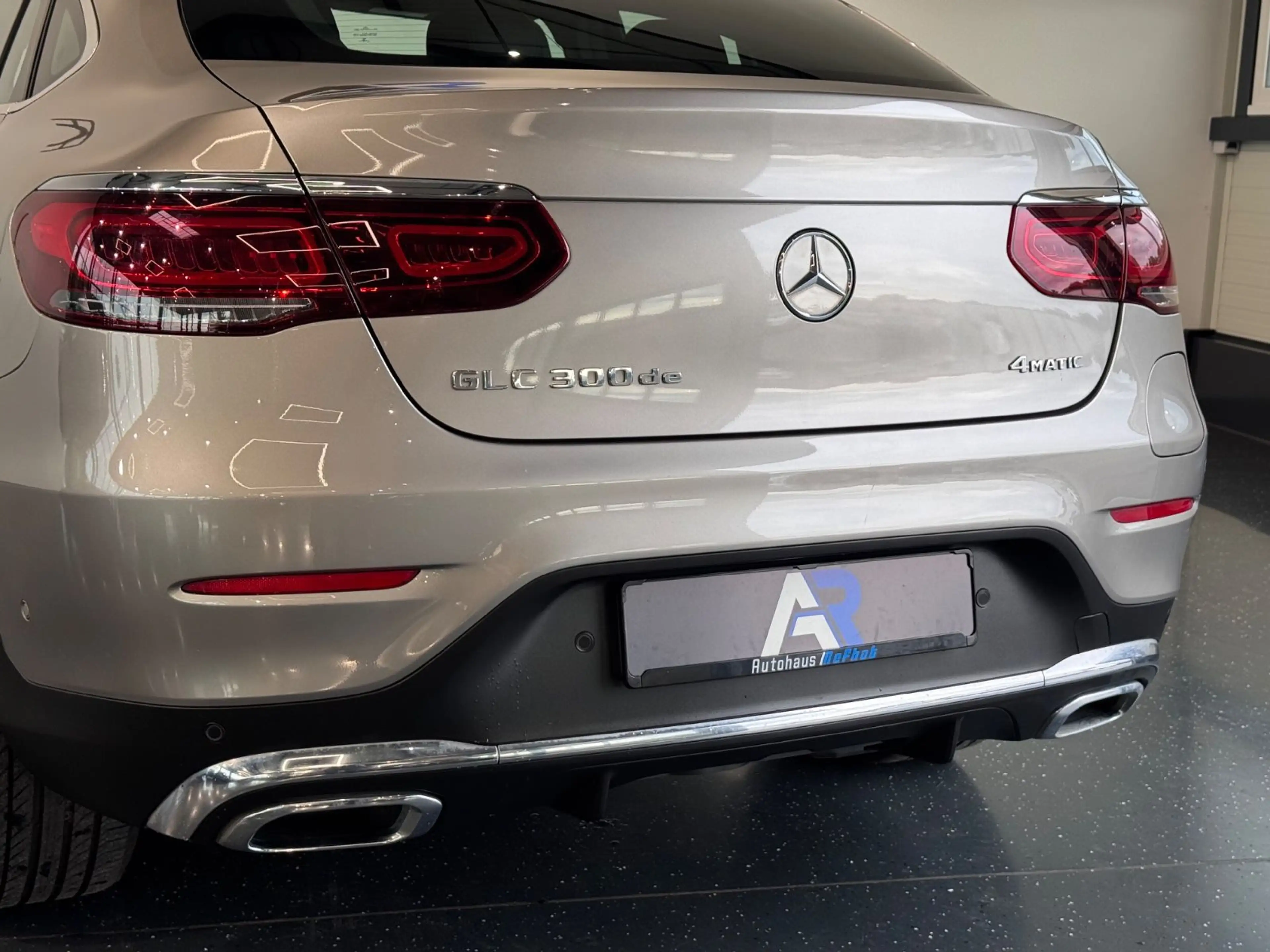 Mercedes-Benz GLC 300 GLC300de 4Matic AMG*LED*MULTIBEAM*SHZ*AMBIENTE* — photo 13