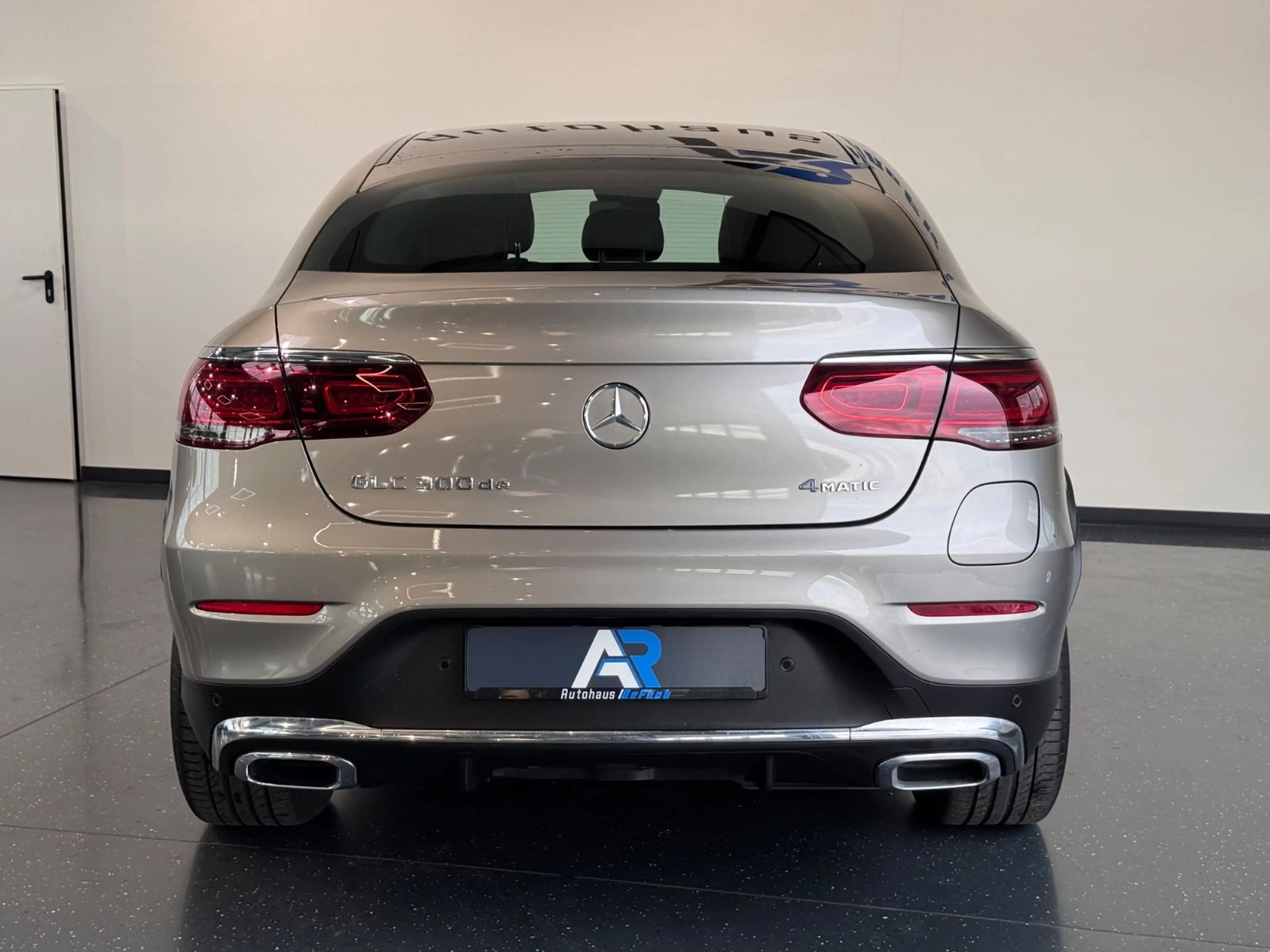 Mercedes-Benz GLC 300 GLC300de 4Matic AMG*LED*MULTIBEAM*SHZ*AMBIENTE* — photo 14