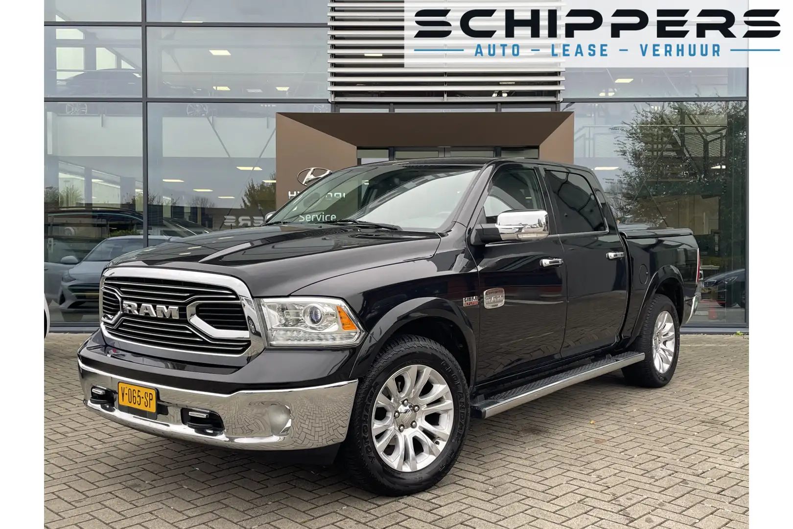 Dodge RAM 1500 5.7 V8 4x4 Crew Cab 5'7 Longhorn | LPG Negro - 1