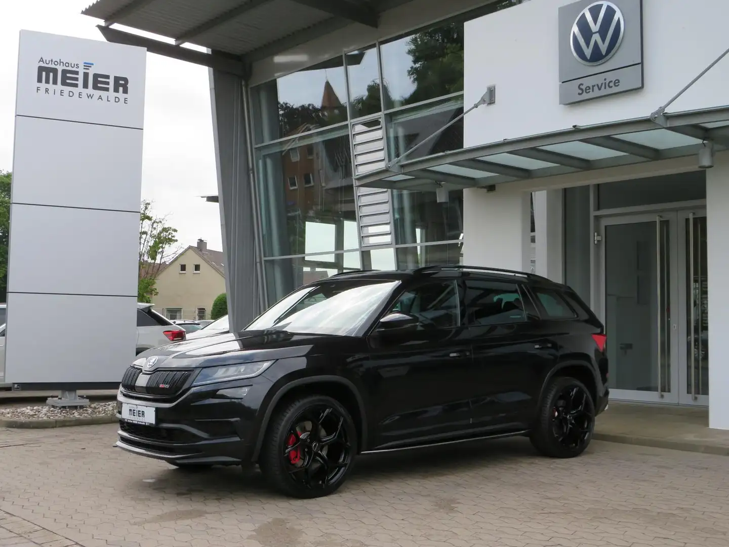 Skoda Kodiaq 2.0 Bi-TDI RS 4x4 AHK Panorama / 7 Sitzer Black - 2