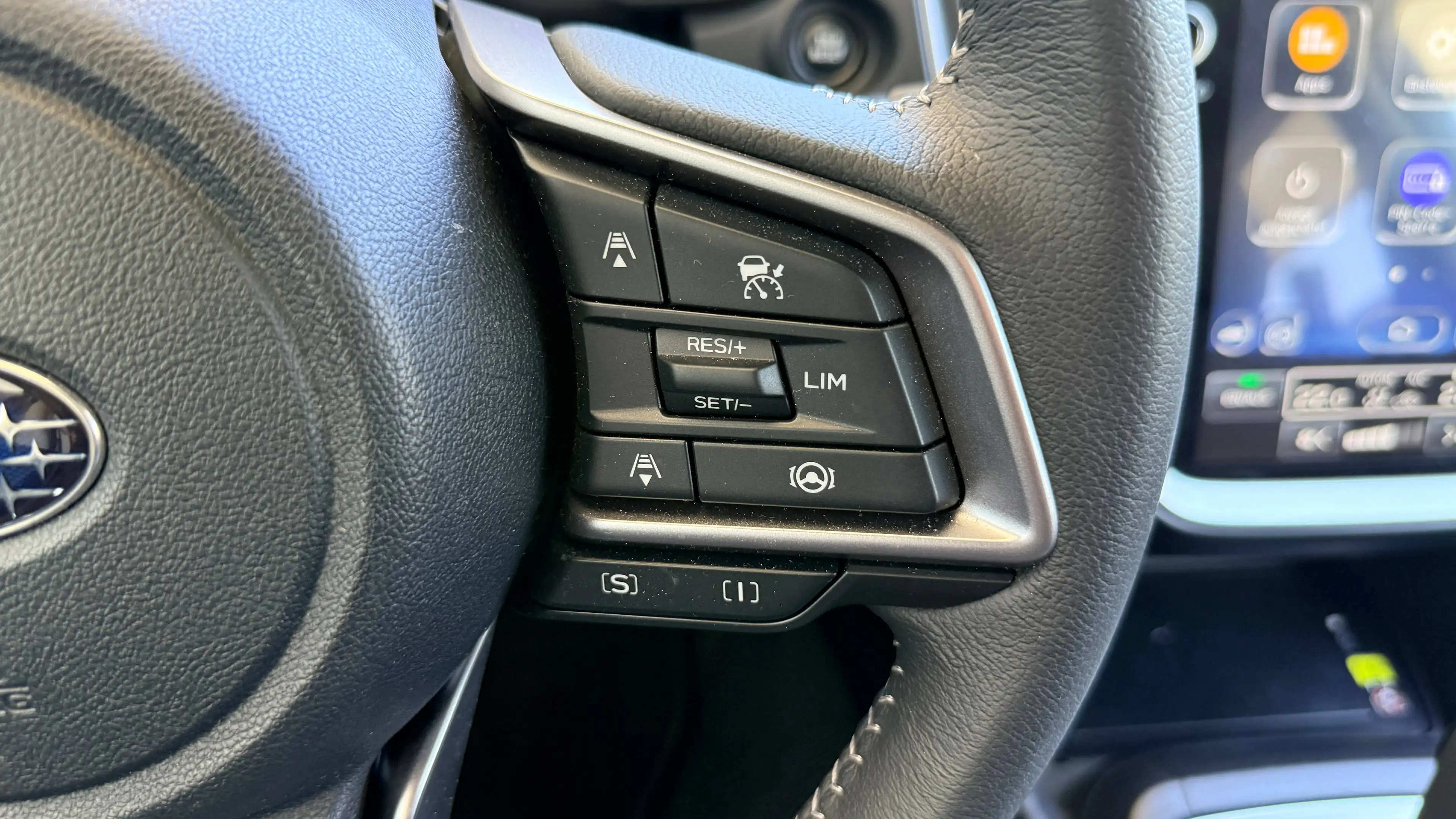 Subaru Impreza Trend 2.0 Automatik 4x4 mit Audiosystem CarPlay Leichtmetallräder, Tempomat, Rückfahrkamera uvm... — photo 14