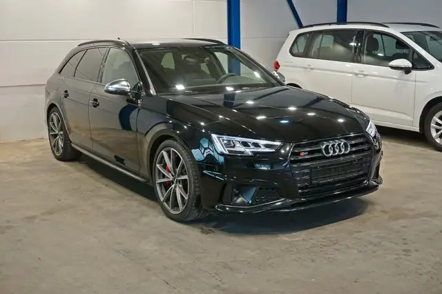 Audi S4 Av. 3.0TDI qu. AHK B&O S-SITZ MATRIX ASSIST