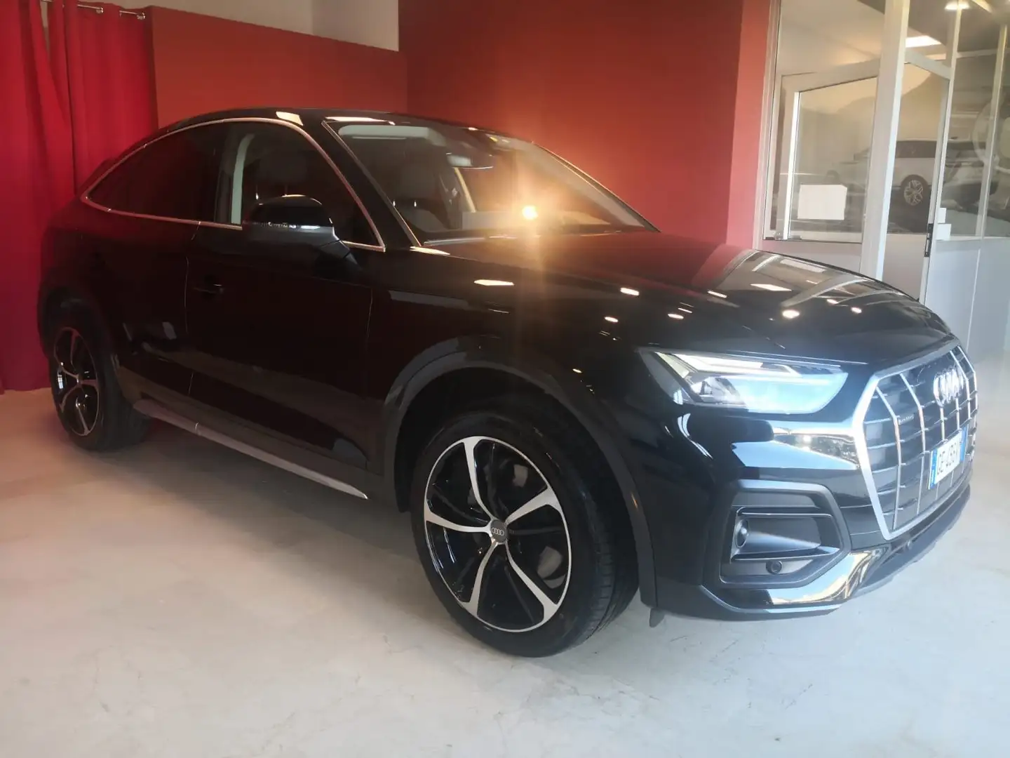 Audi Q5 SPB Sportback 40 TDI quattro S tronic *TELECAMERA* Nero - 2