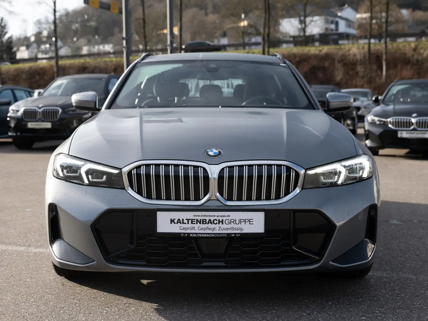 BMW 330 i Touring xDrive M-Sport LED ACC NAVI Gris - 2