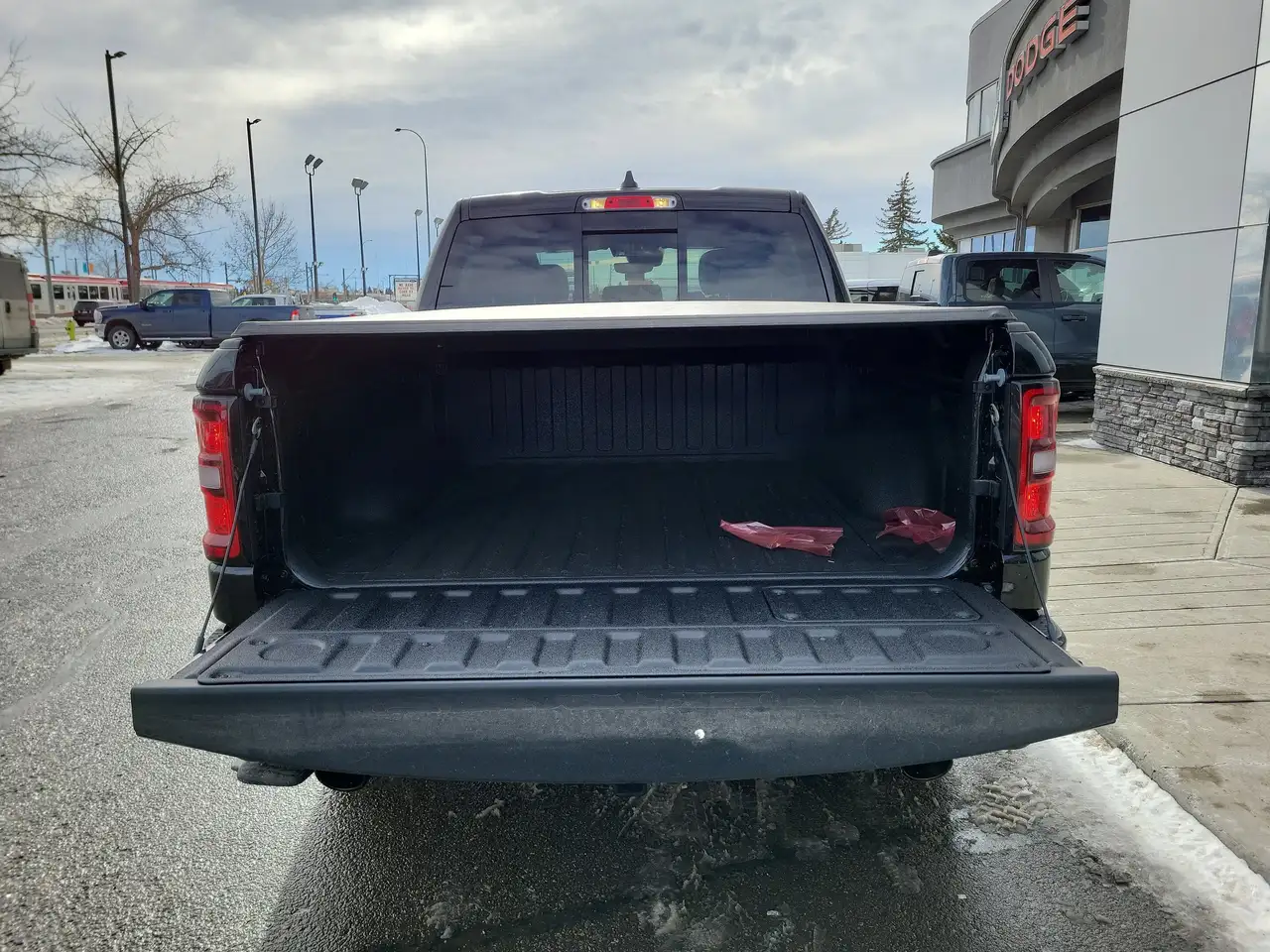 RAM 1500 снимка RAM 1500