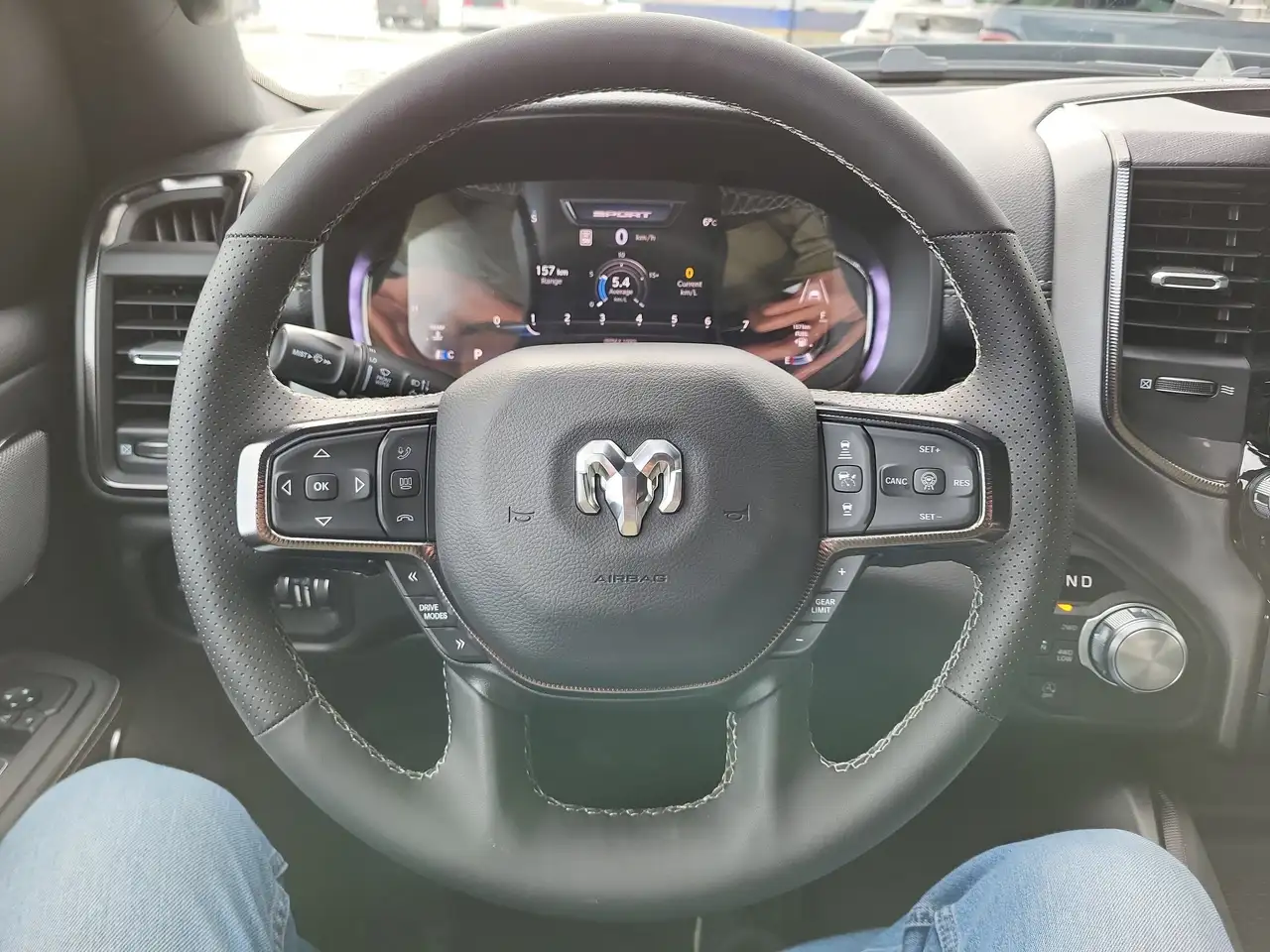 RAM 1500 снимка RAM 1500
