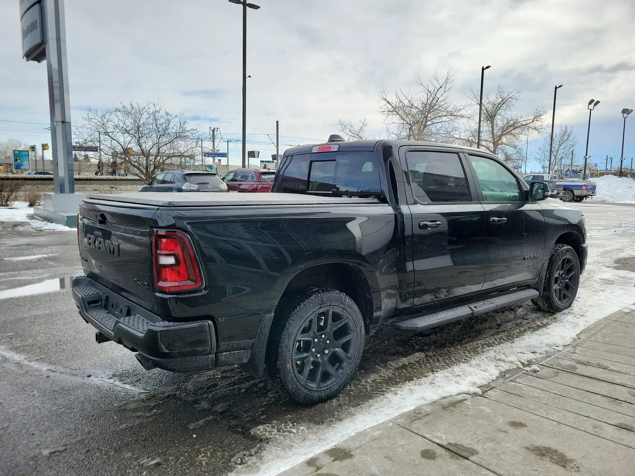 RAM 1500 снимка RAM 1500